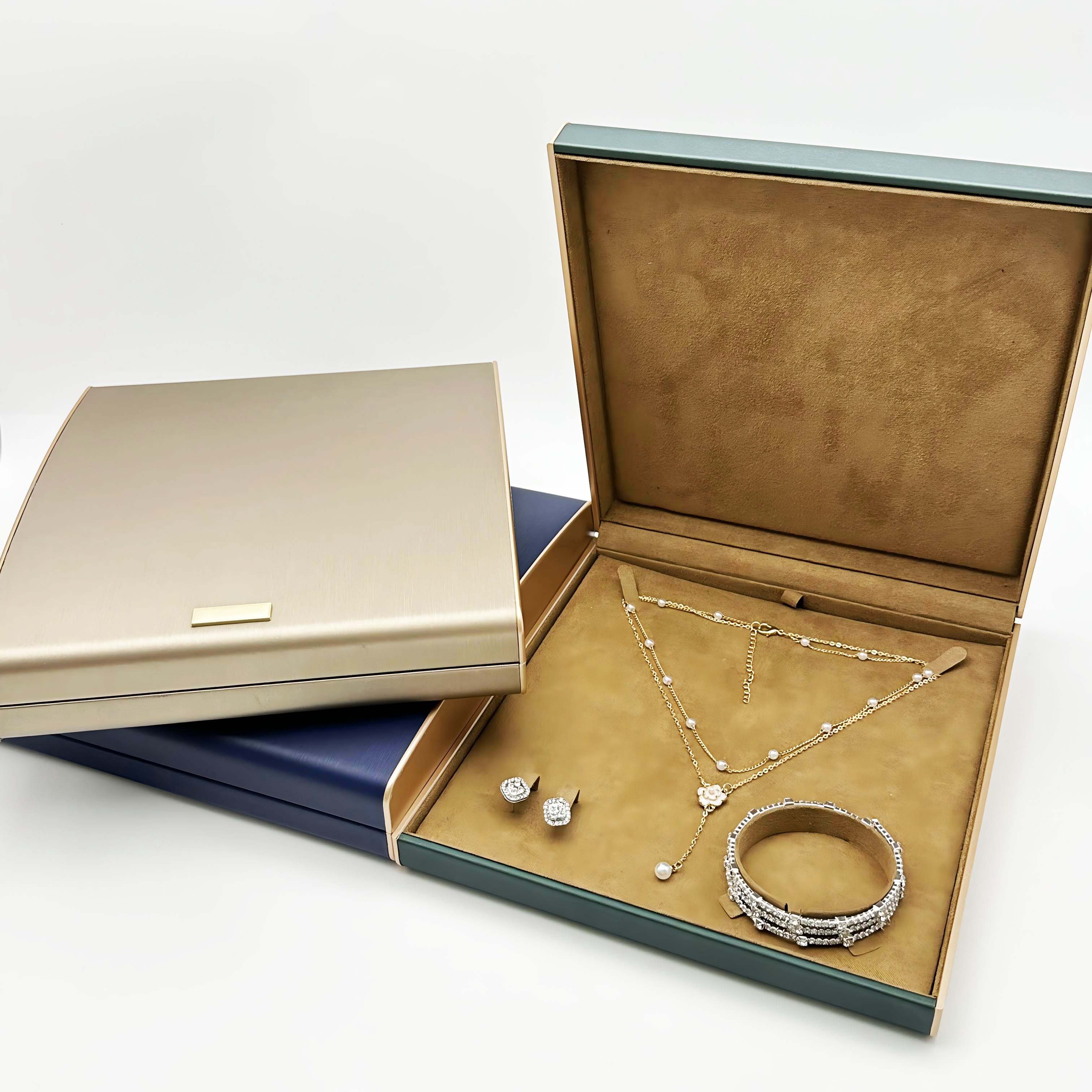 Arch Leather Jewellery Box Set